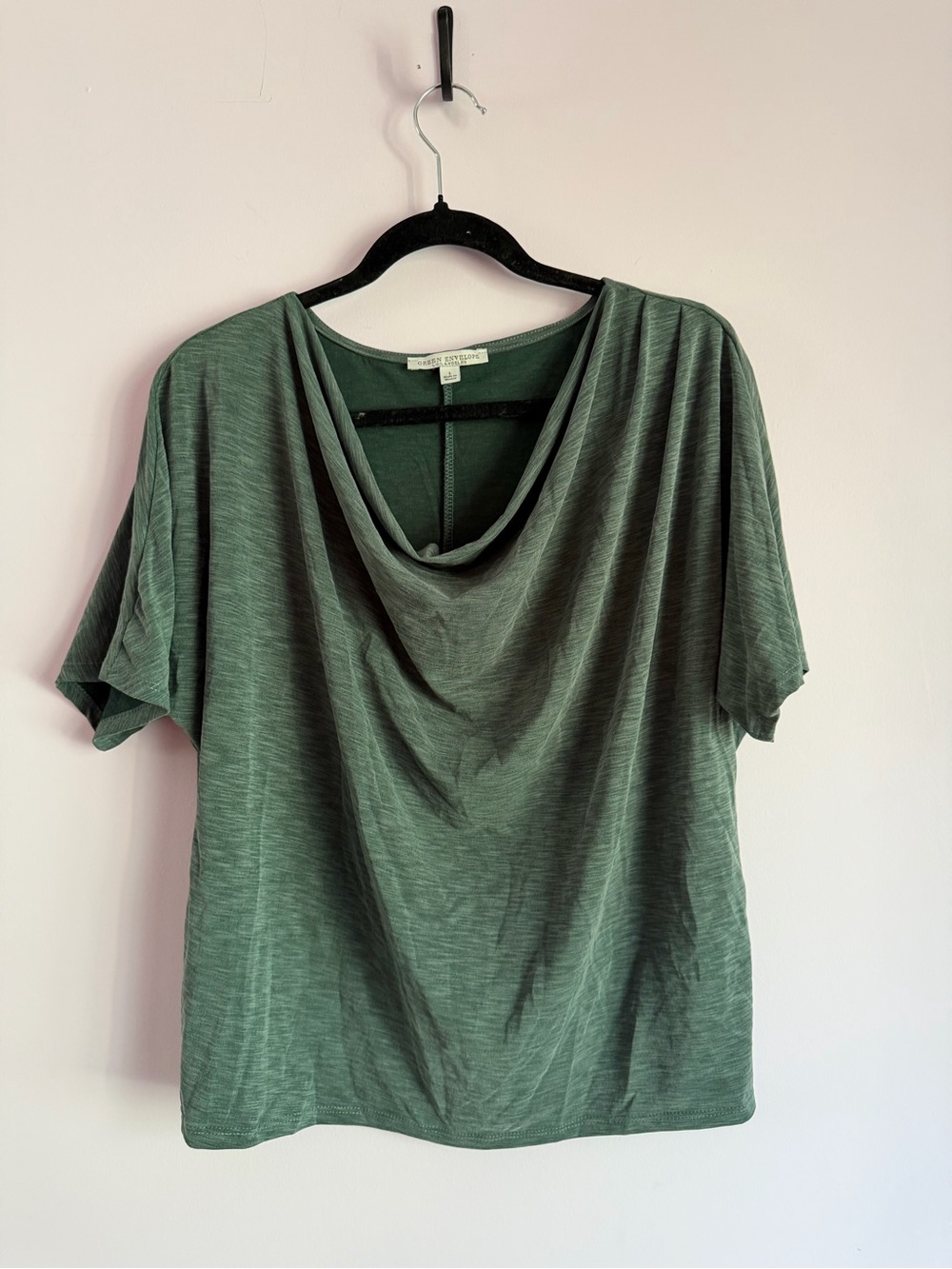 Green Envelope Olive Green Cowl-Neck Short Sleeve Tee L
